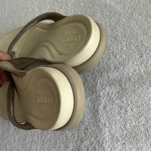 CROCS Women's Beige Sandals - Picture 11 of 11